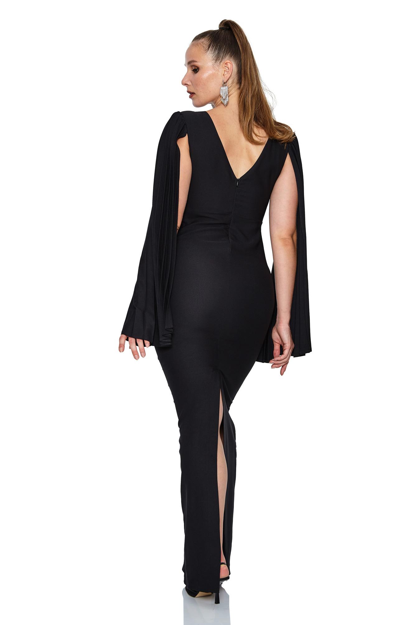Black Plus Size Crepe Long Sleeve Maxi Dress
