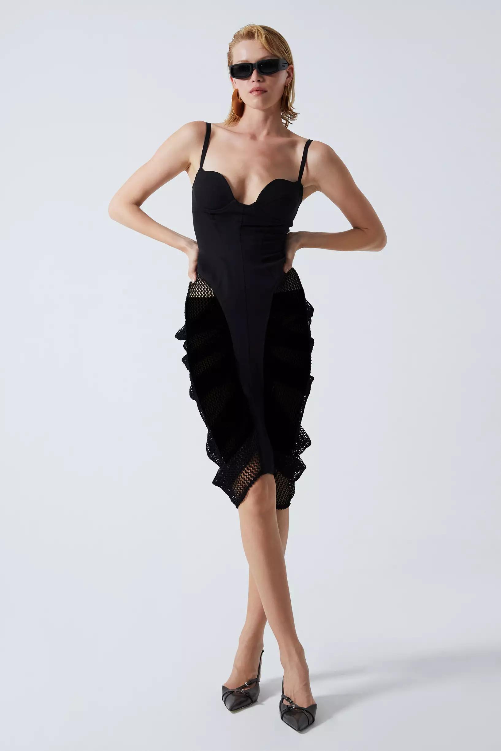 Black crepe sleeveless midi dress